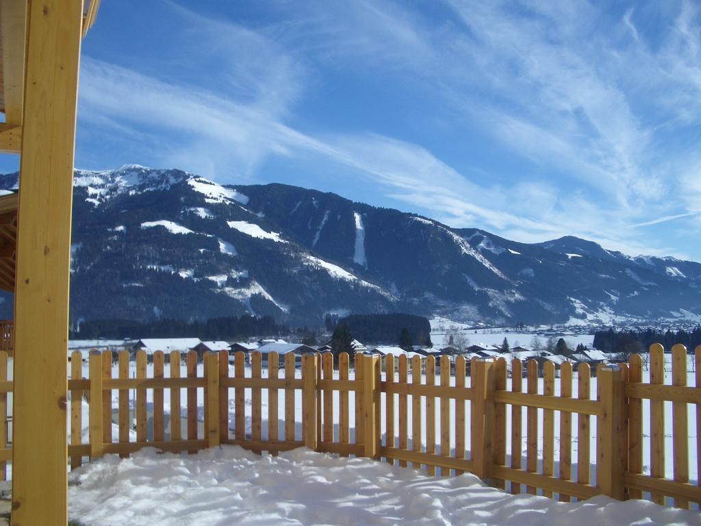 Penthousewohnung Mit Garten Sauna Pool Maishofen Room photo